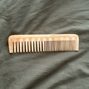 Two-width bamboo comb